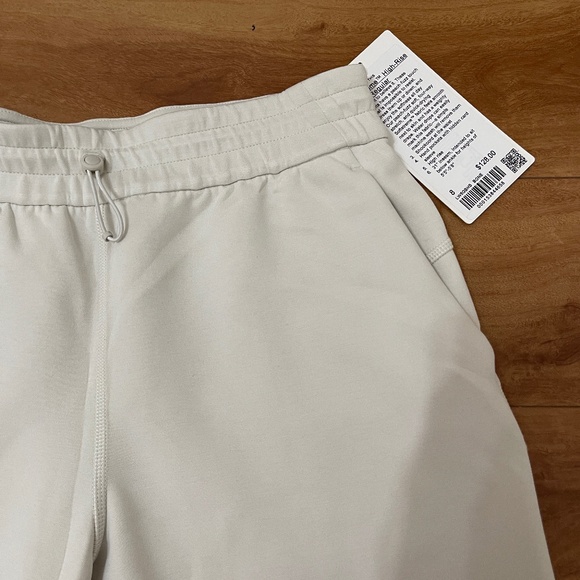 Lululemon Women Softstreme High Rise Pant Regular Length Sz 8 Bone New With Tag - Picture 7 of 9